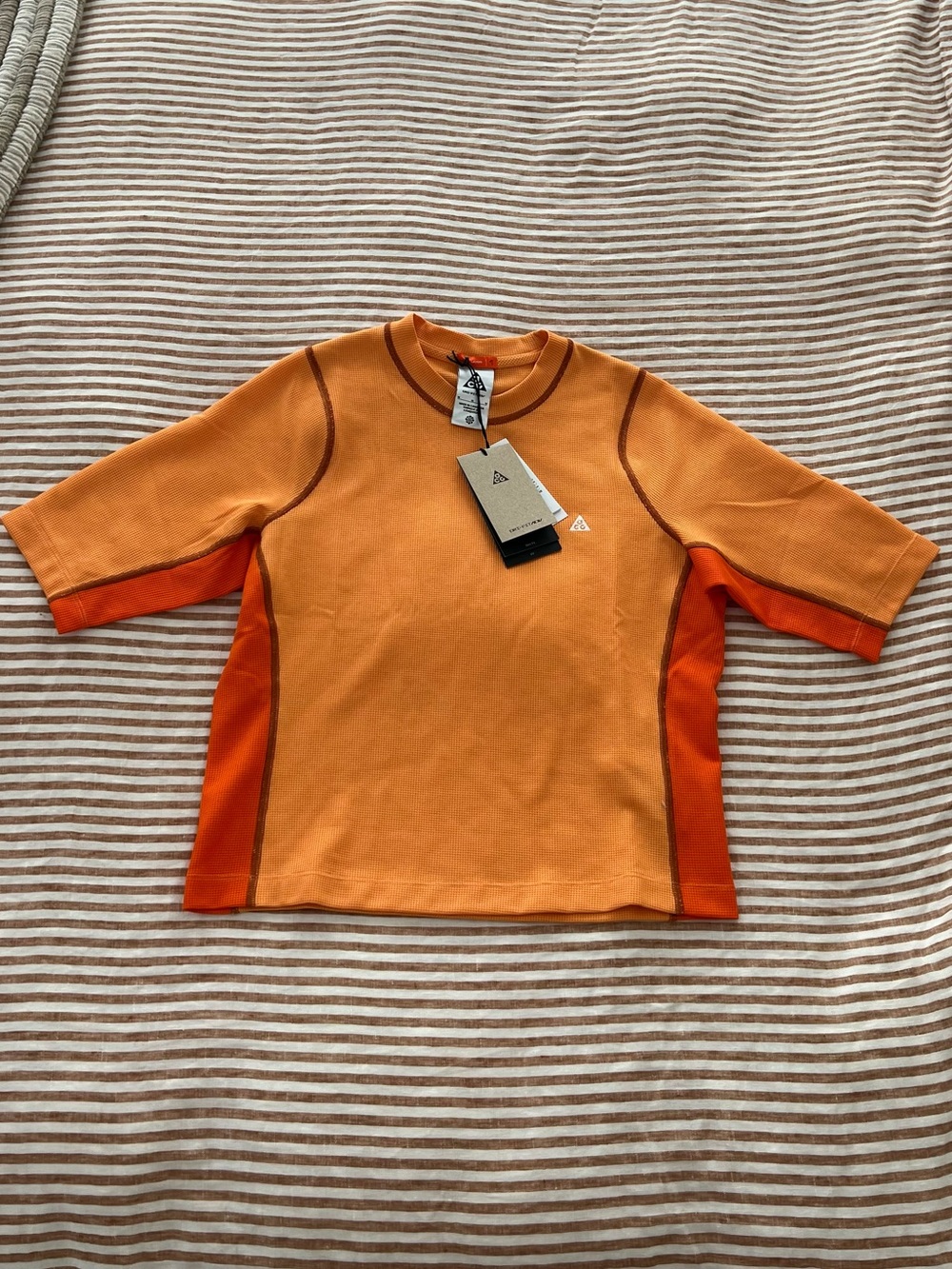 Nike Orange Short-Sleeve Base Layer sz M, Dri-Fit Moisture Wicking